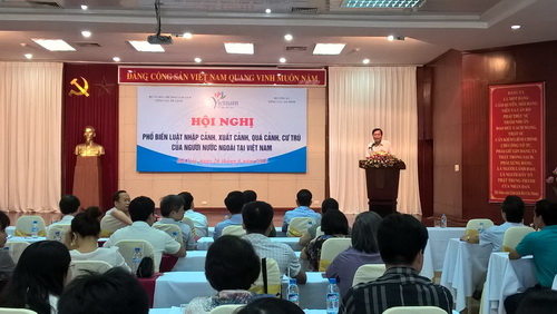 Nhiều ưu đãi cho du khách trong Luật nhập cảnh, xuất cảnh, quá cảnh ảnh 1